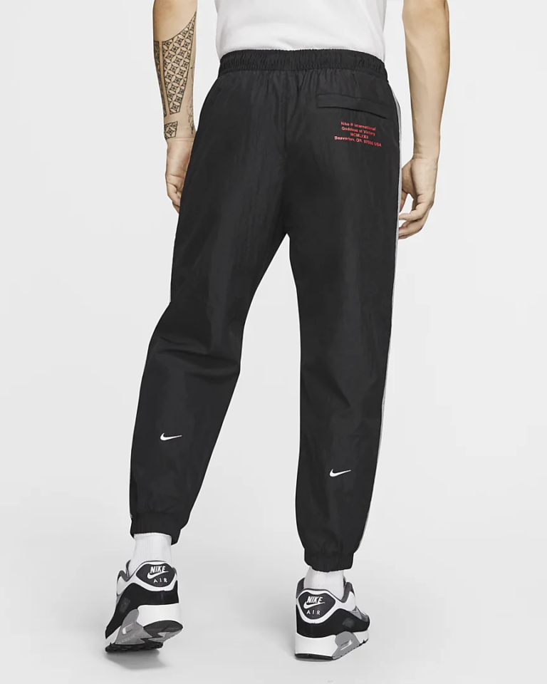 pantaloni nike swoosh woven